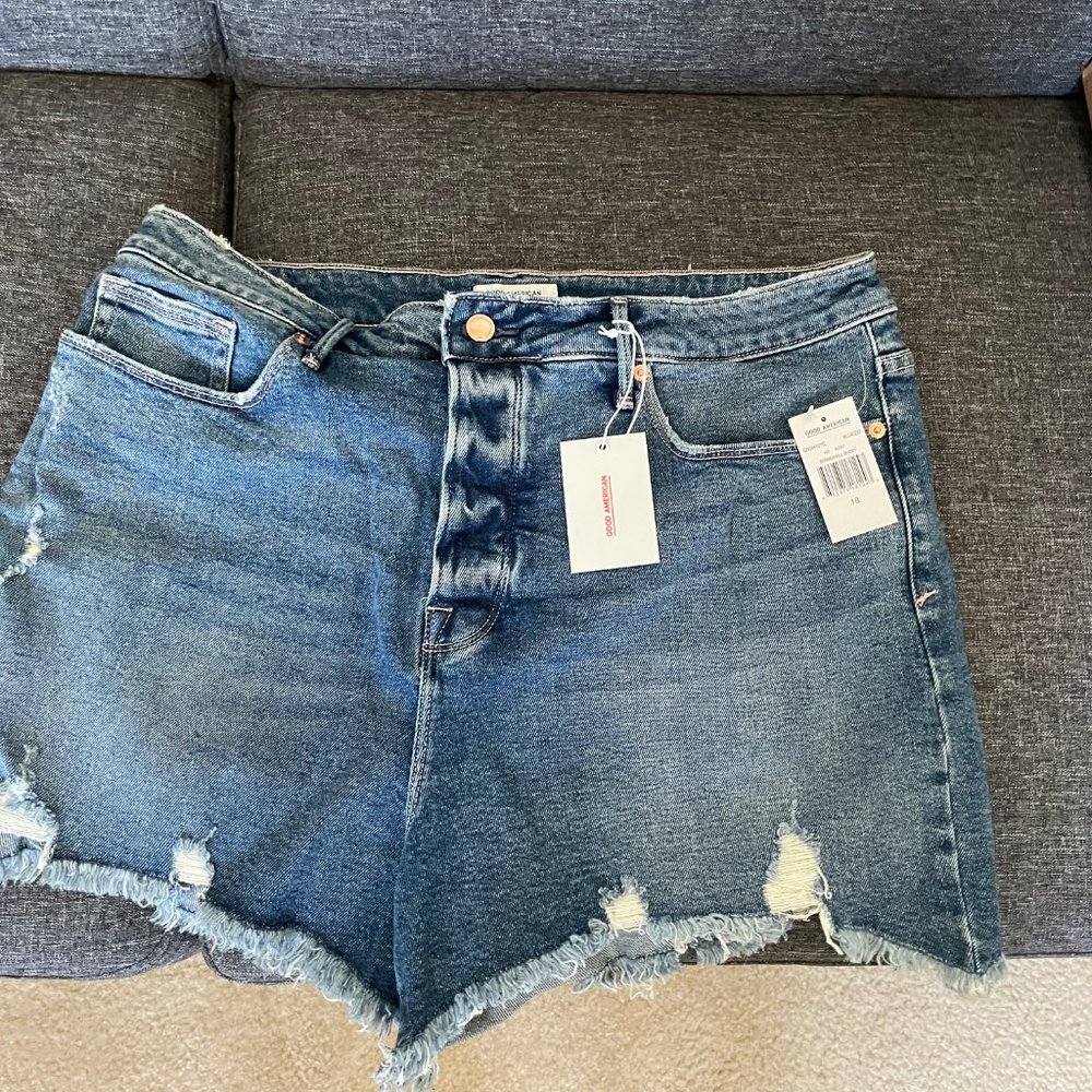 Good American Bombshell Cutoff Jean Shorts